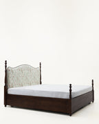 The Heritage Floral Bed