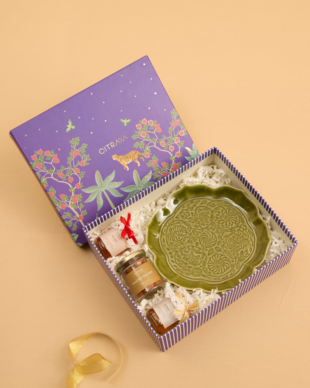 Honeyed Lotus Box