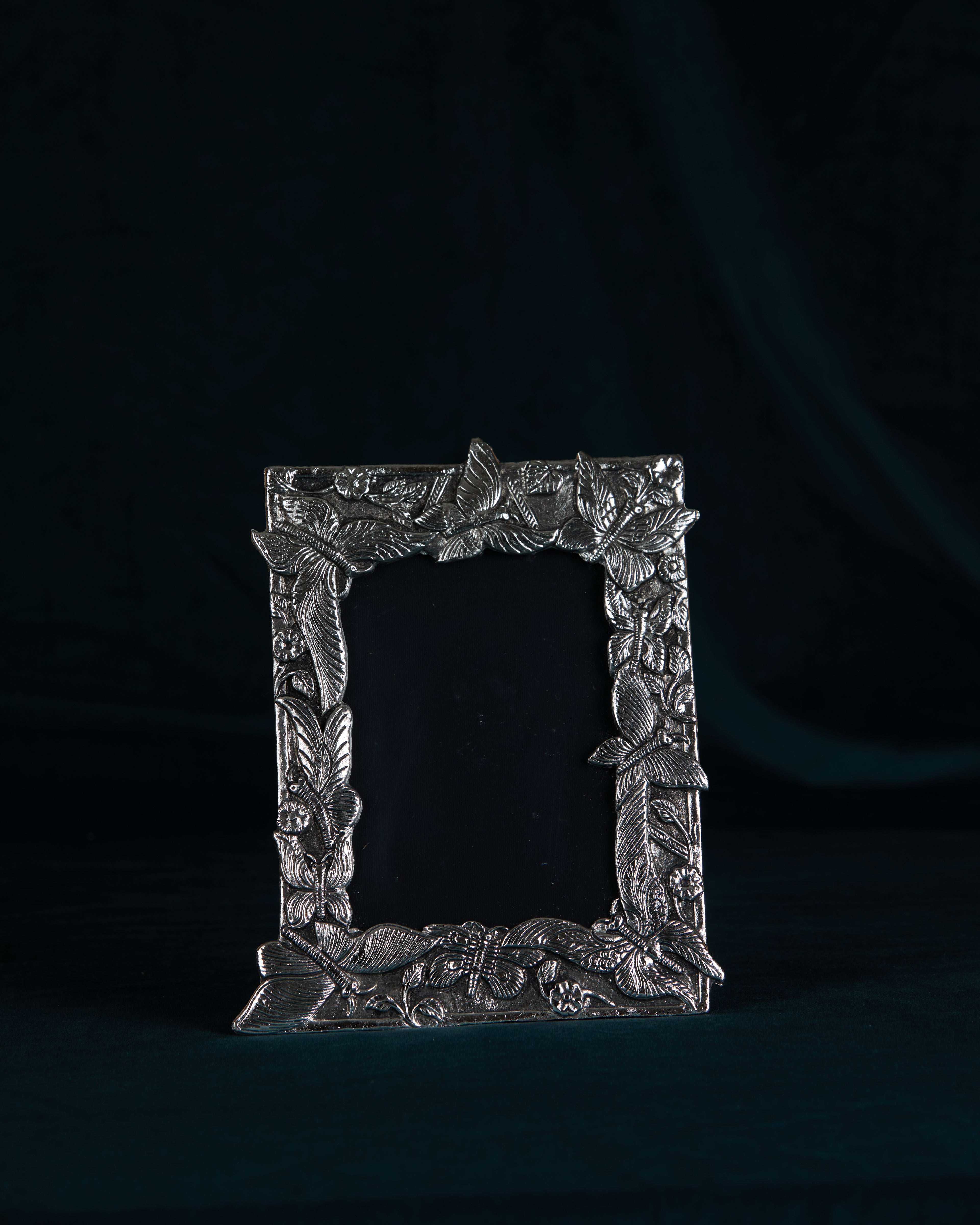 Lyra Photo Frame