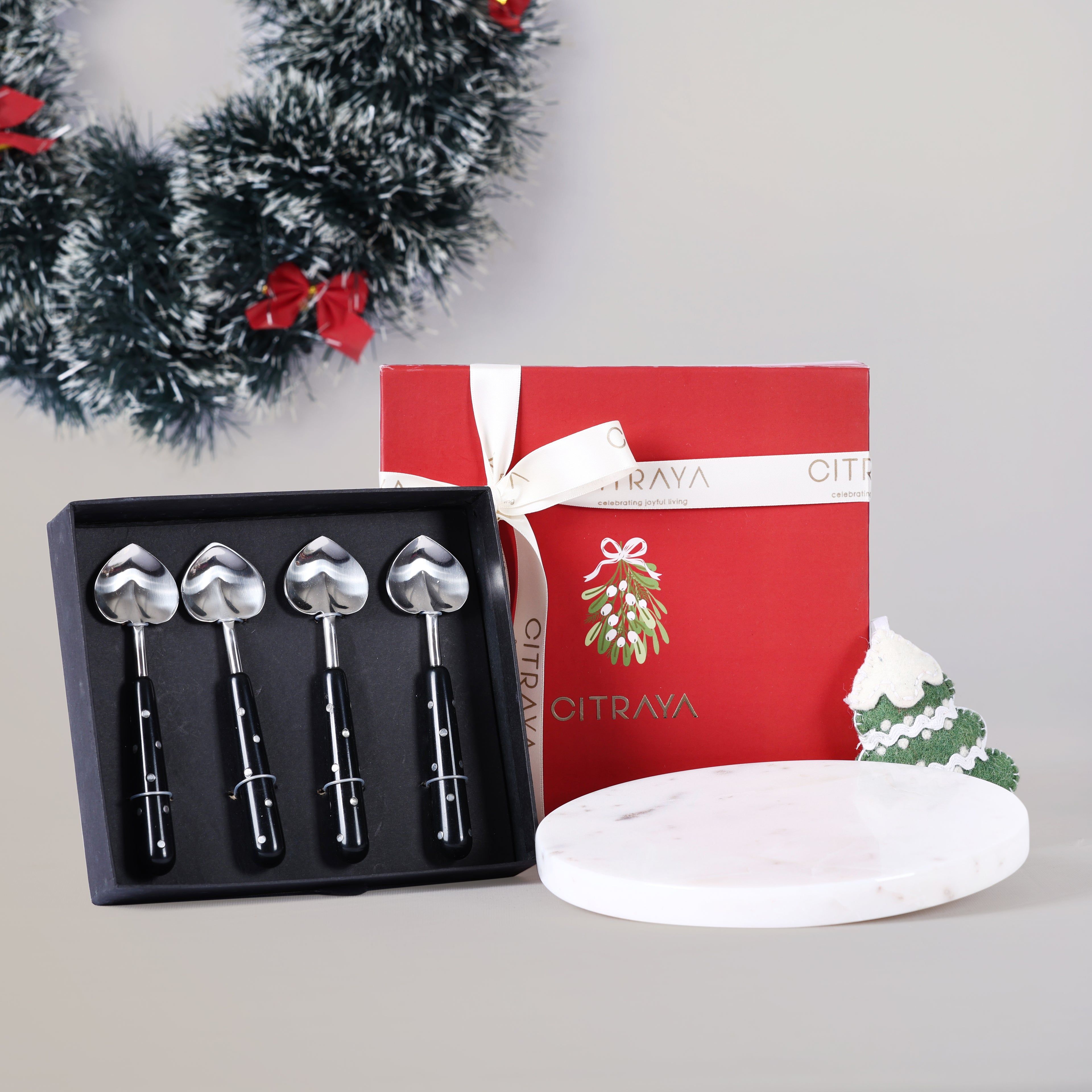 The Heartful Platter Gift Hamper